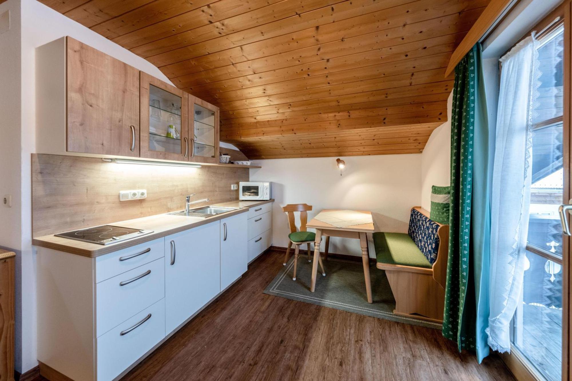Braun Apartment *